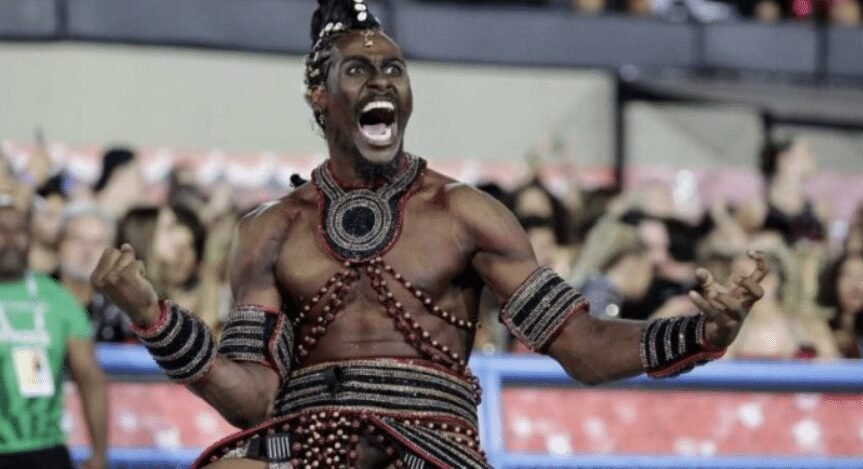 Exu da Grande Rio celebra vitória: 'Um cala boca na intolerância religiosa'... - Veja mais em https://www.uol.com.br/carnaval/noticias/redacao/2022/04/27/de-familia-evangelica-exu-da-grande-rio-exalta-respeito-entre-religioes.htm?cmpid=copiaecola