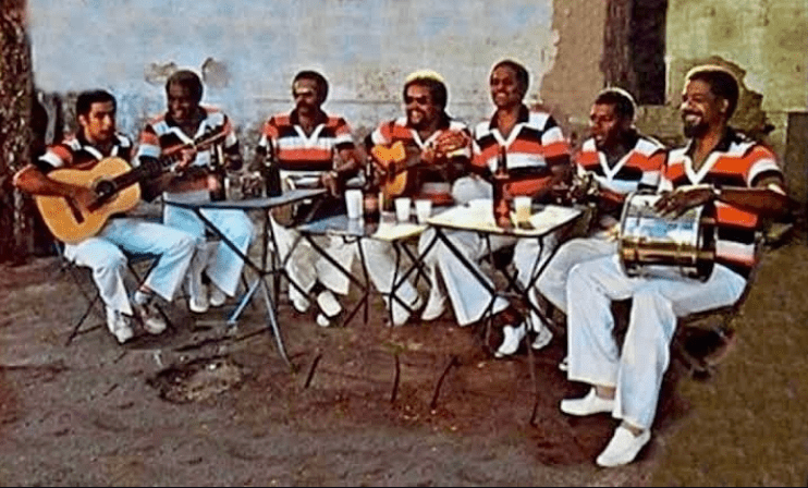 Grupo Fundo de Quintal em 1975