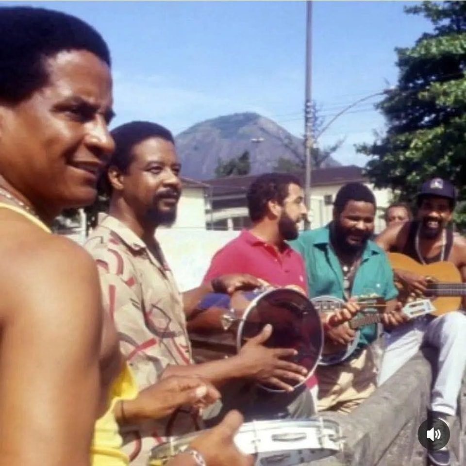 Grupo Fundo de Quintal e Arlindo Cruz